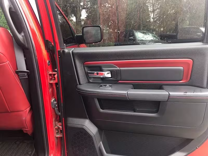 2016 Ram 1500 - 1C6RR7YT2GS287982 - Image #13