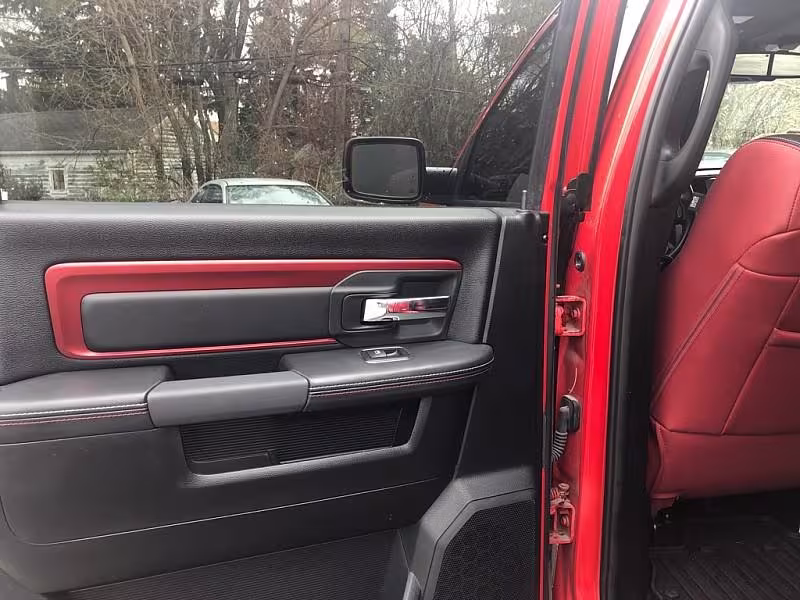 2016 Ram 1500 - 1C6RR7YT2GS287982 - Image #10