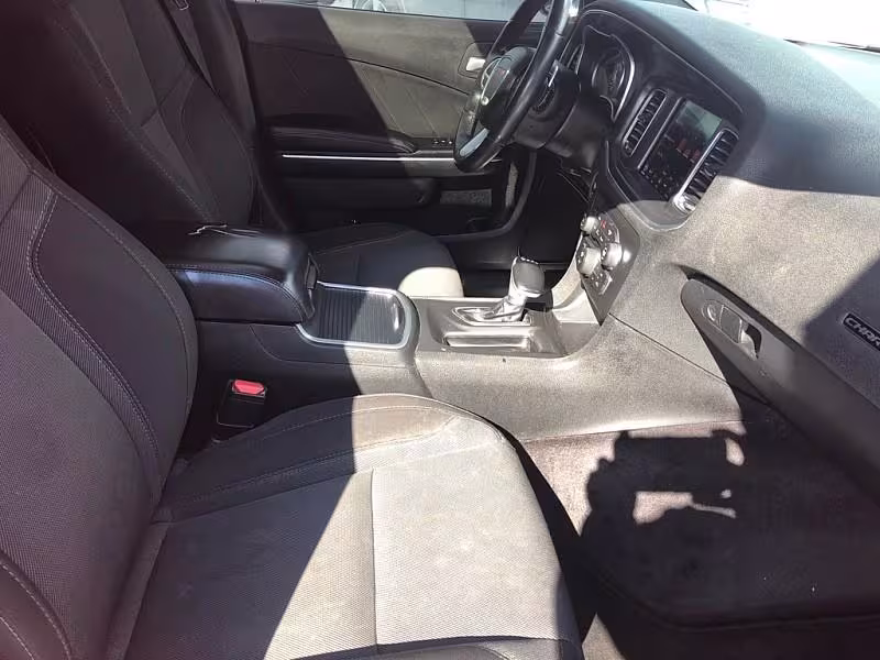 2018 Dodge Charger - 2C3CDXJG9JH256015 - Image #16