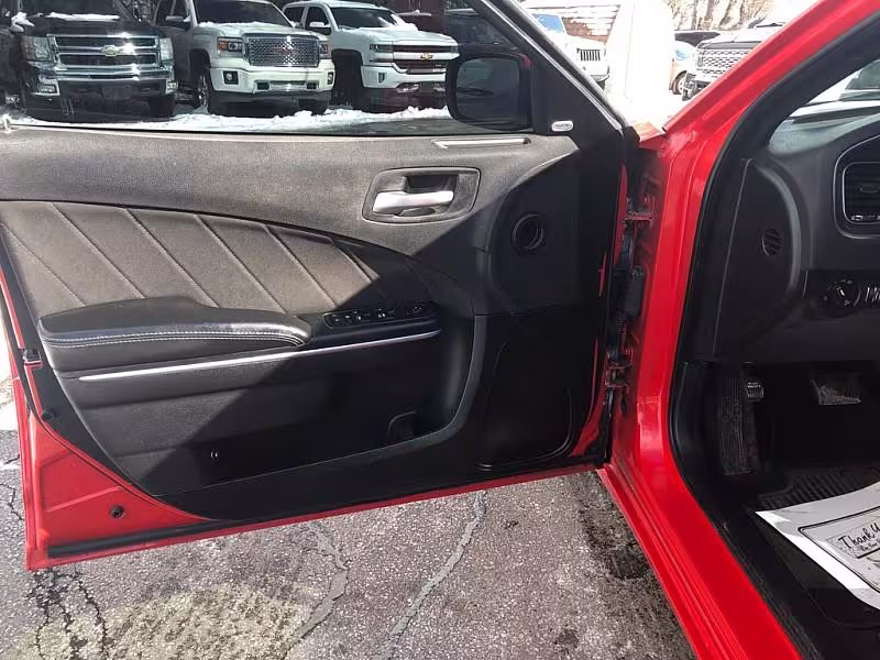 2018 Dodge Charger - 2C3CDXJG9JH256015 - Image #8